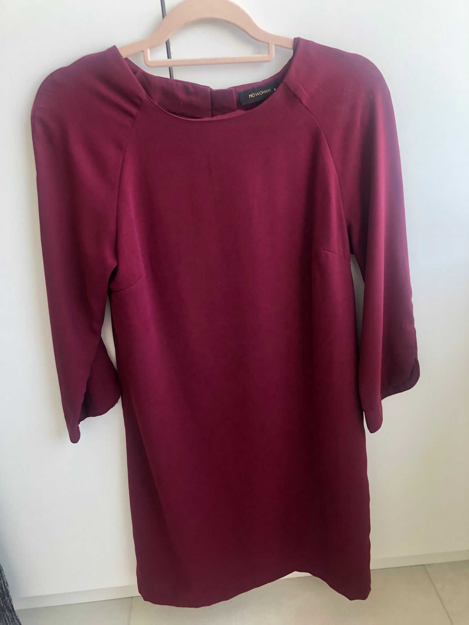 Vestido leve bordeaux. Marca MO, tamanho S.