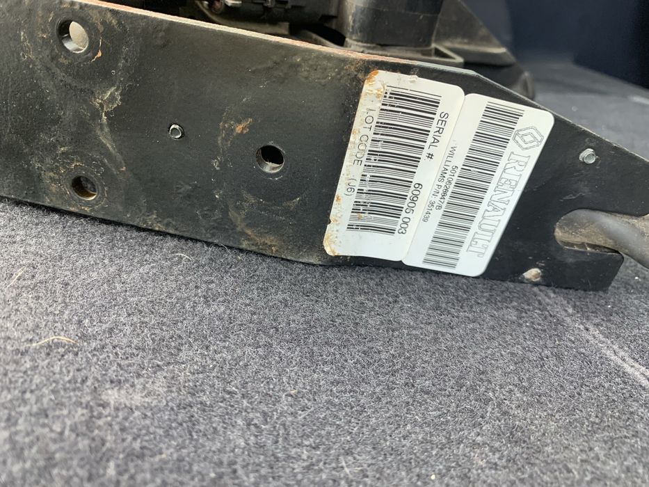 Педаль газа Рено Магнум е5