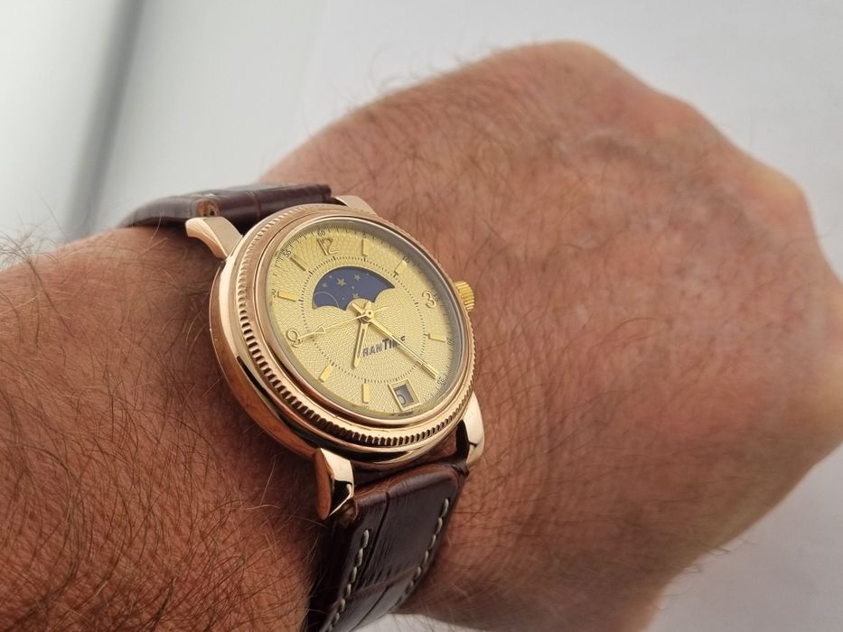 Золотые часы мактайм