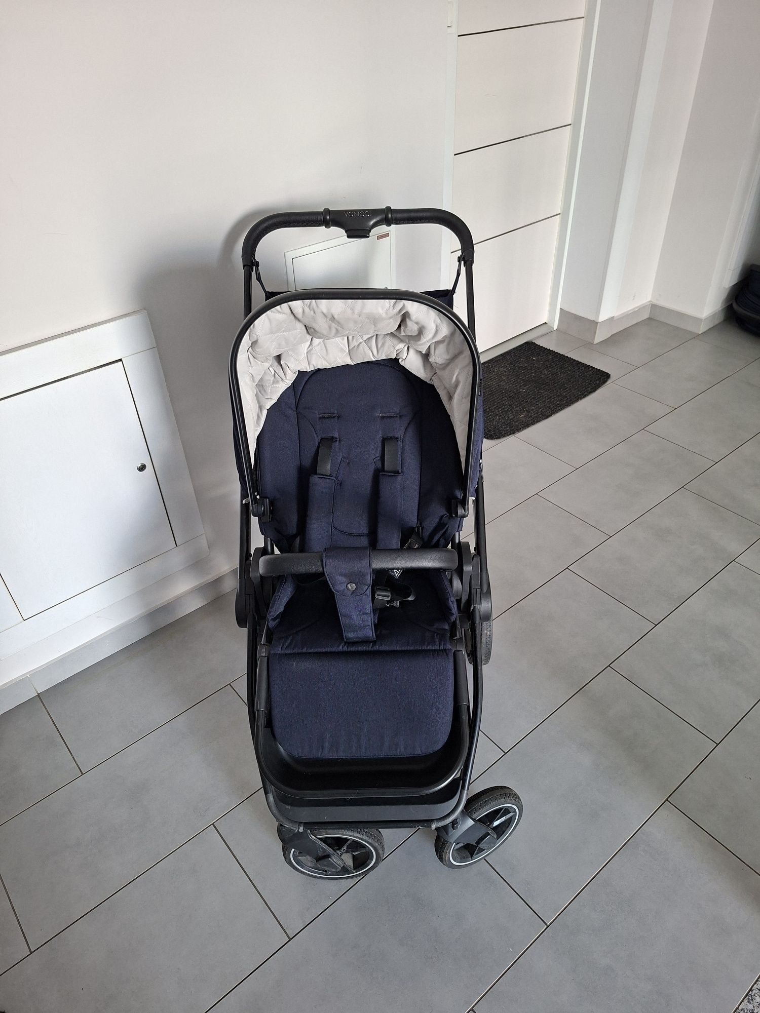 Wózek 2w1 Venicci Titum 2.0