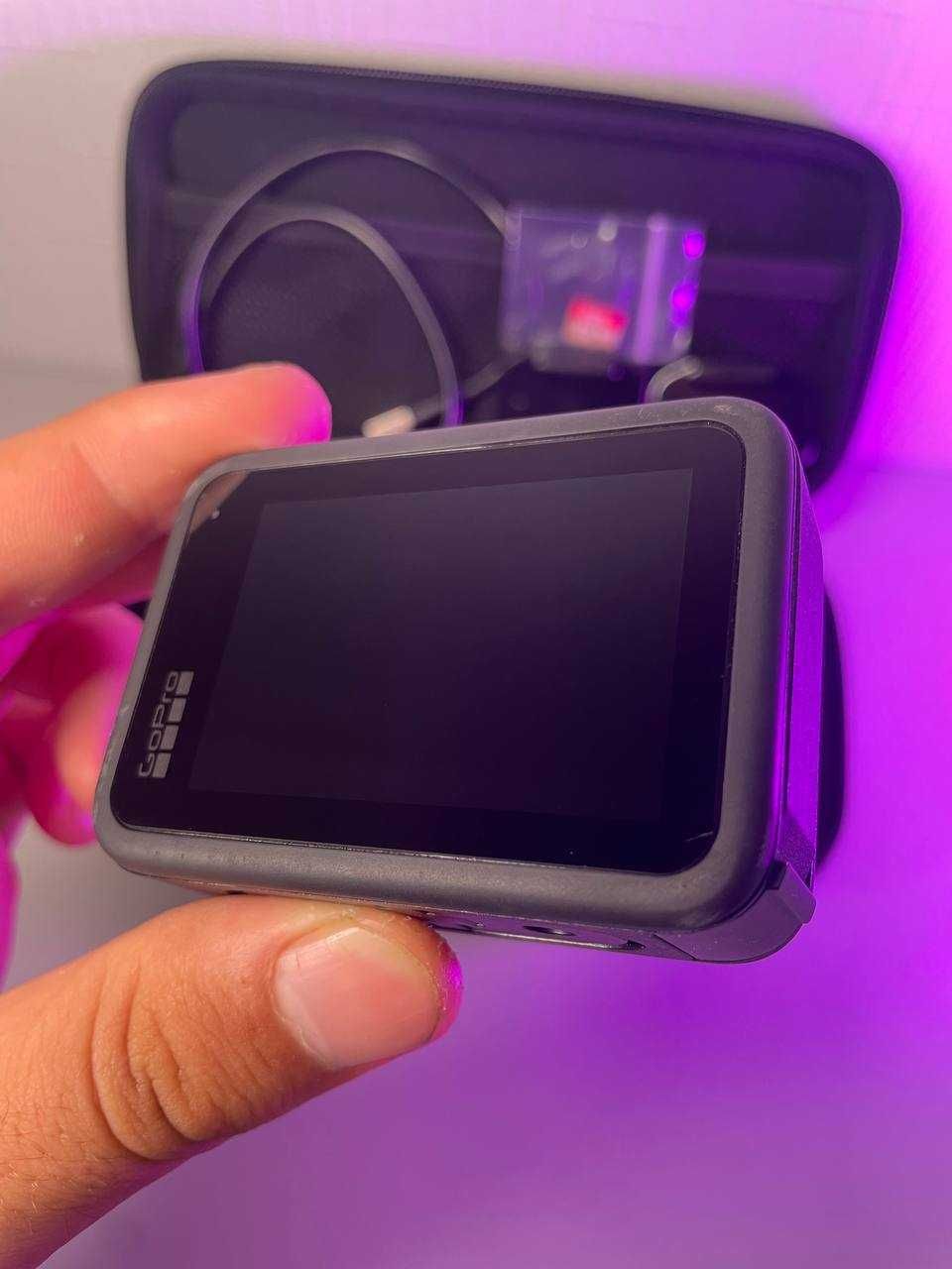Екшн камера GoPro HERO10 Black з комплектом