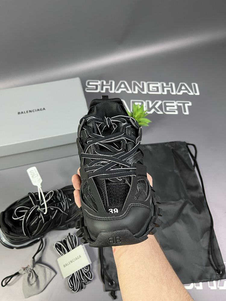 Кроссовки Balenciaga Track led