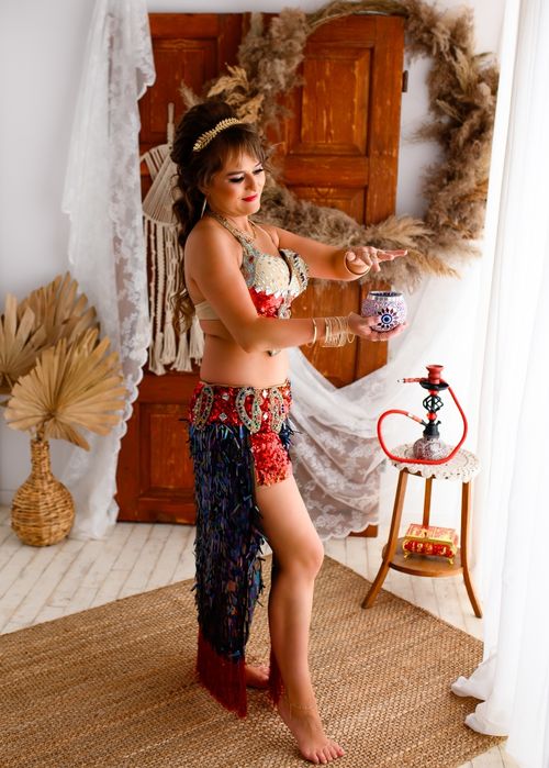 Strój do tańca brzucha, tańca orientalnego
