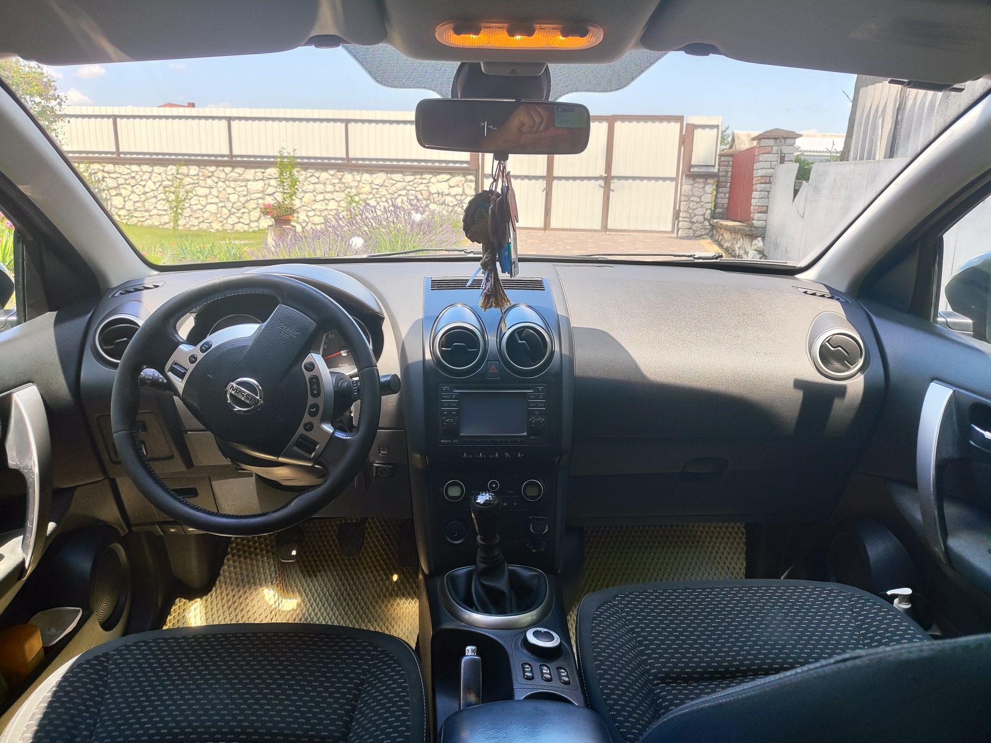 Продам Nissan Qashqai 4WD
Автомобіль перебував в одній родин
