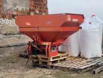 Rozsiewacz KUHN  MDS 932