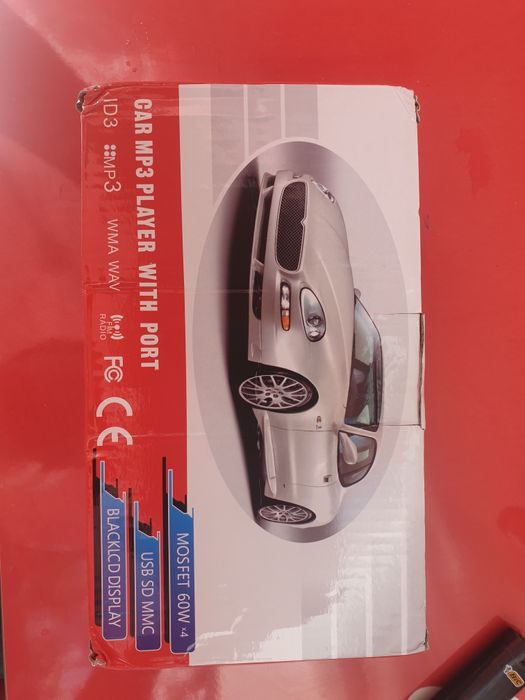 Montagem radios automóvel