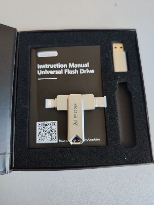 Поворотний флеш-накопичувач для iPhone Lesoge флешка
