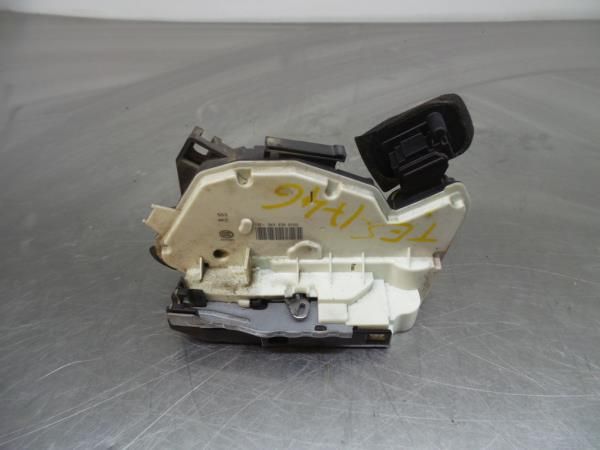 Fechadura / fecho porta trás esquerdo VOLKSWAGEN Golf VII (5G1, BQ1, B