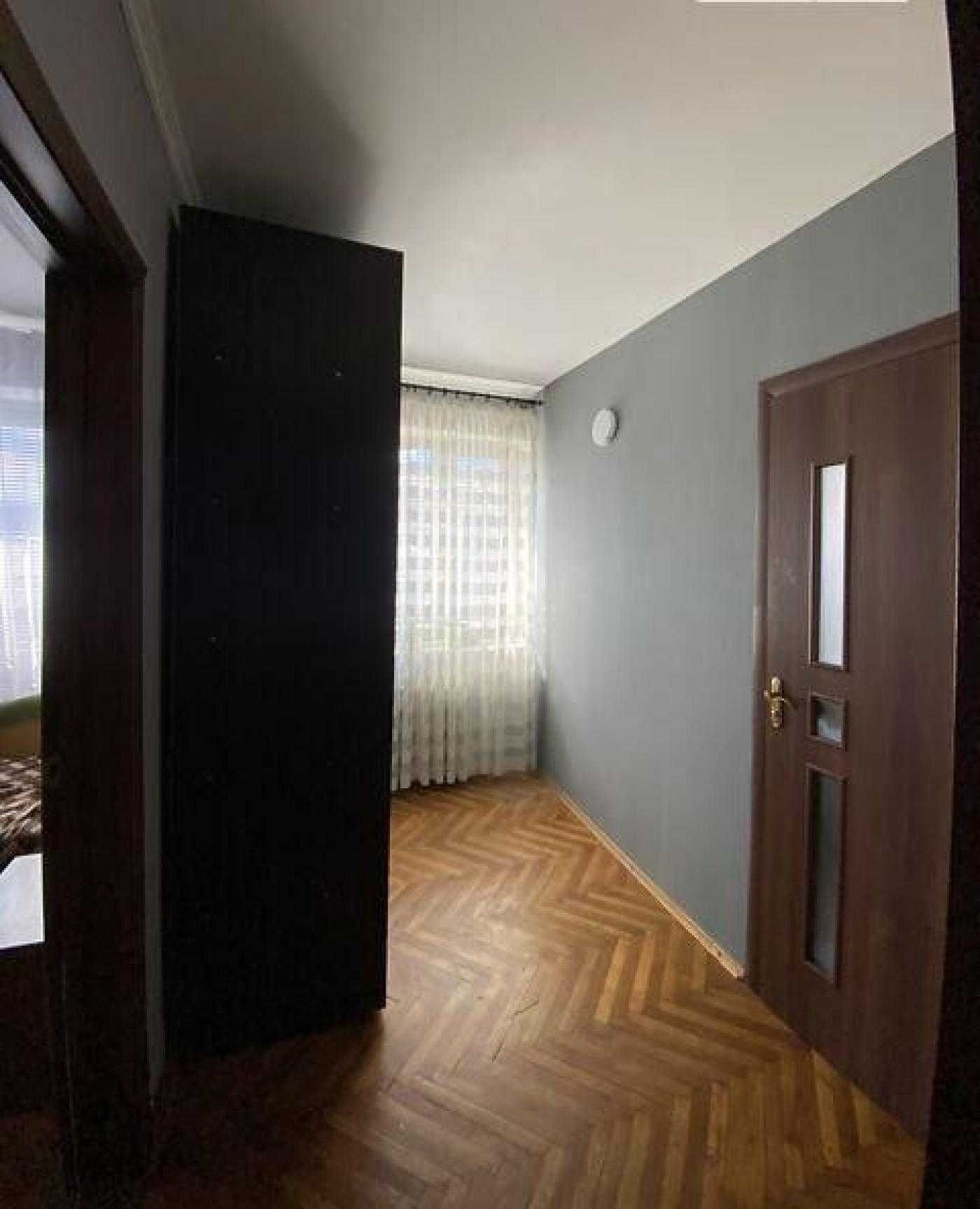 Продаж 3-кімнатної квартири з ремонтом в центрі Вишневого