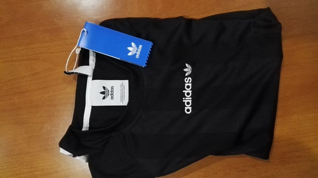 Camisola Adidas nova