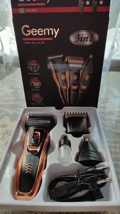 Різна побудова техніка для кухні та дому