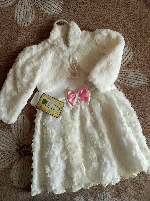 Платье новое нарядное