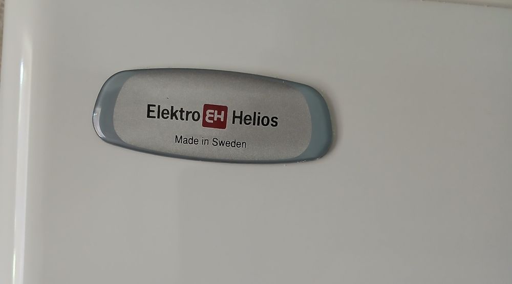Продам  б/у холодильник Elektro Helios