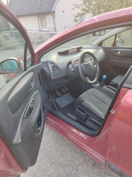 Разборка Шрот Ситроен С4 1,6 бензин. Двери , капот , крылья