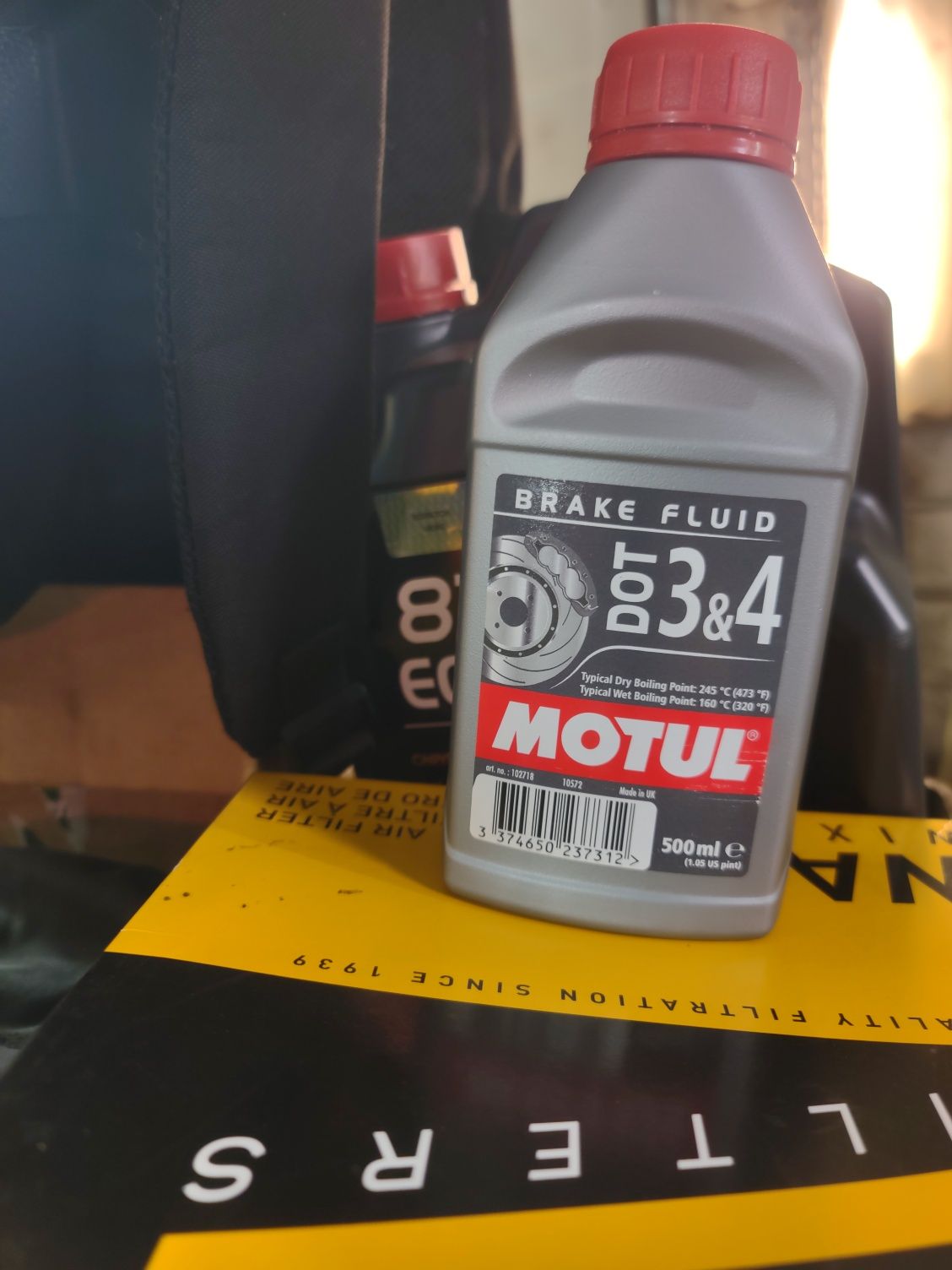 Тормозная жидкость Motul