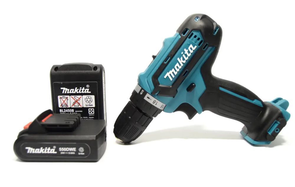 Шуруповерт Makita 550 DWE з набором інструментів, перфератор