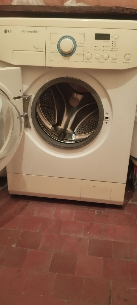 Продам пральну машину