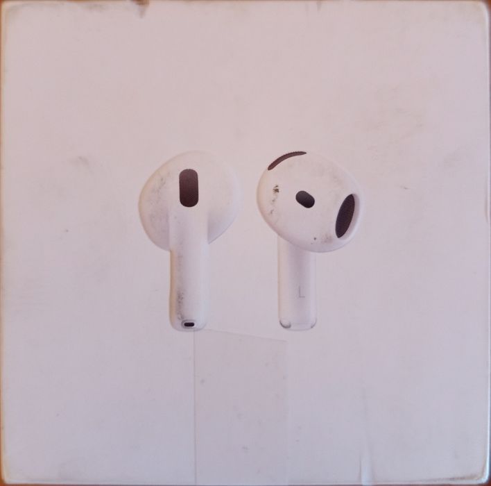 Słuchawki bezprzewodowe Apple Airpods 4