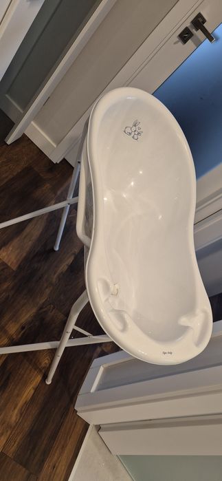 Wanienka ze stelażem Tega Baby