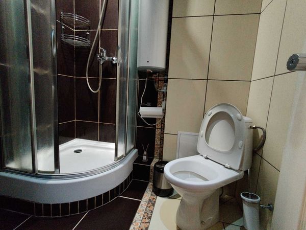 1-ком Ломоносова 34/2  рядом Онкоцентр