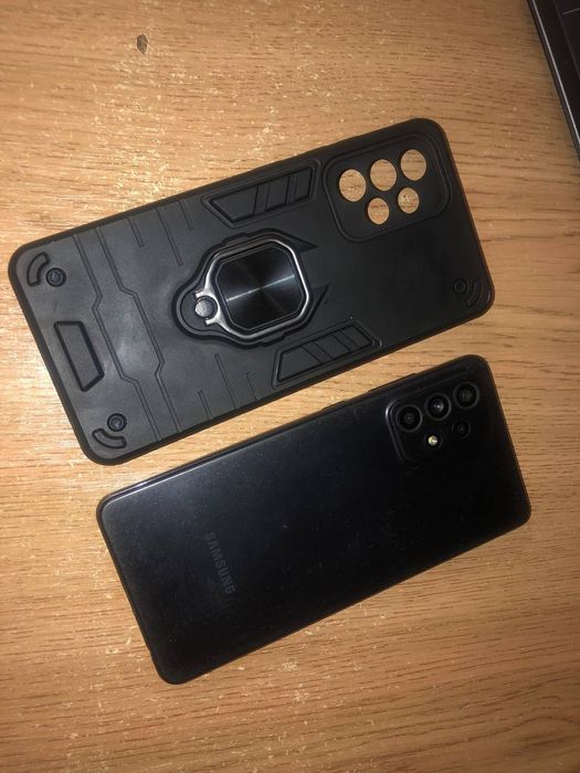 Продам Samsung A52 6/128