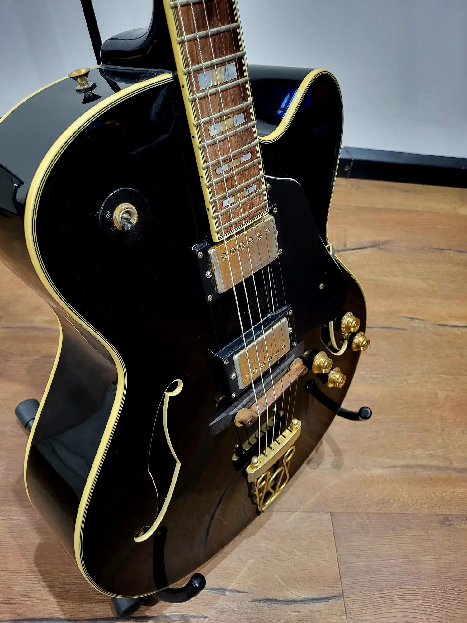 Ibanez Artstar AF120 full hollow