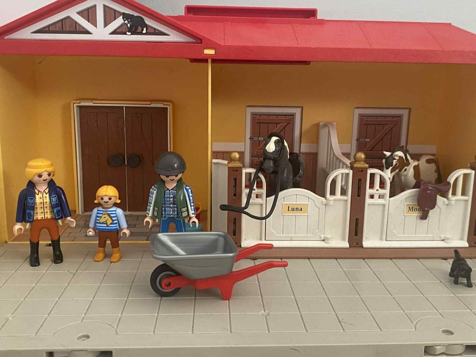 Stajnia Playmobil