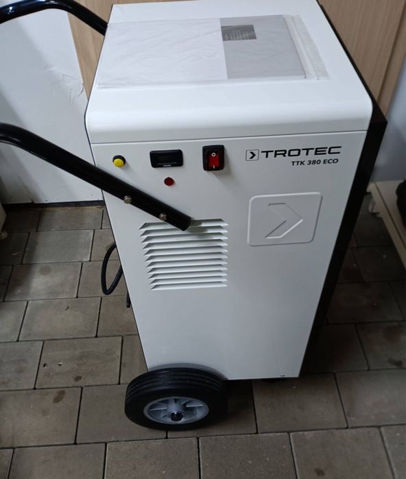 Аренда осушителя воздуха. Осушитель. Влагопоглатитель аренда.