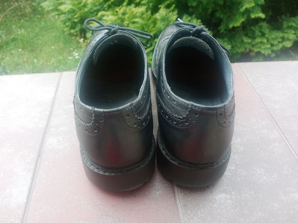 Buty męskie skórzane 42 rozmiar