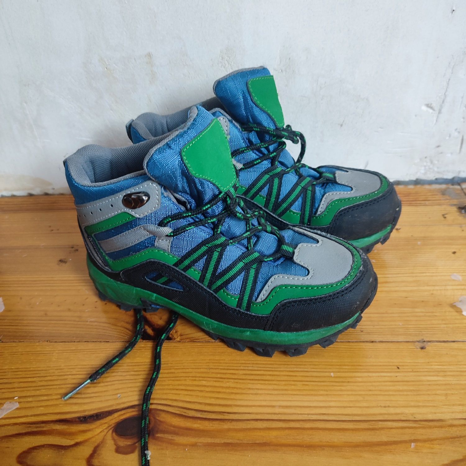 Buty jesienne,zimowe, trekkingowe Decathlon rozm 31