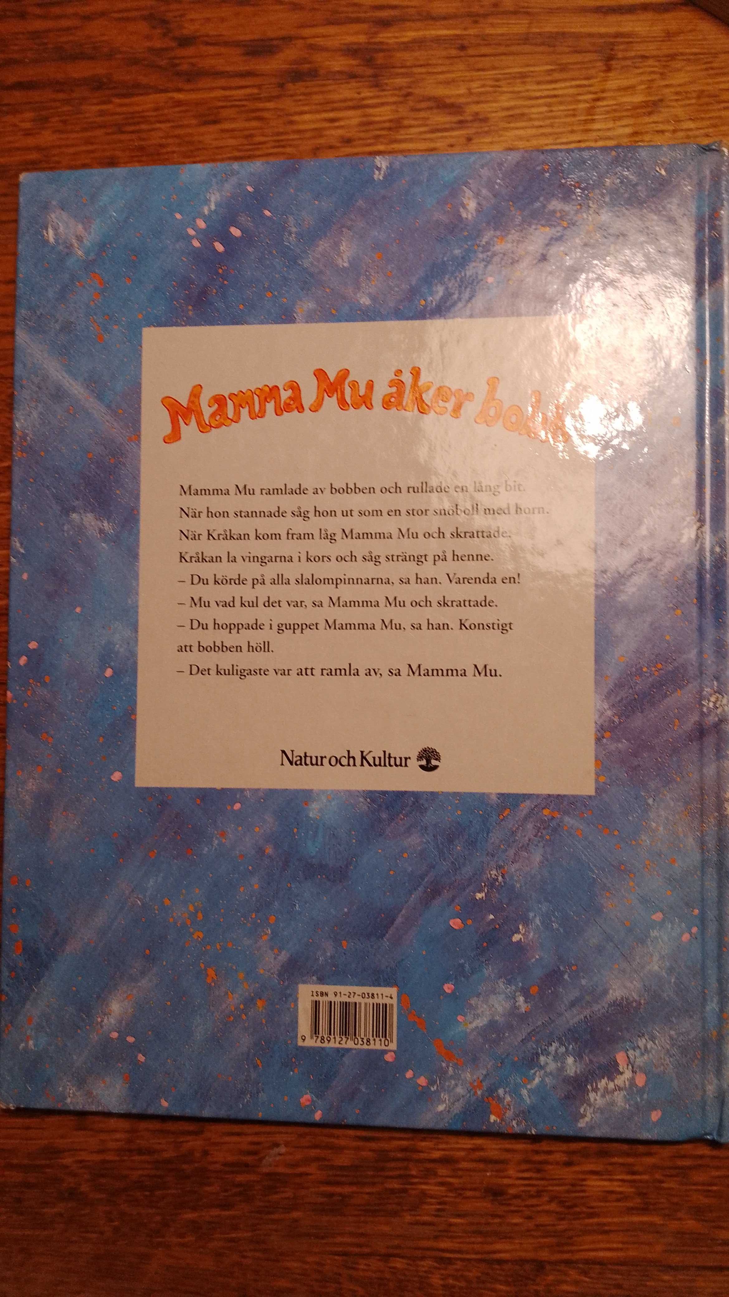 Książka dla dzieci w języku szwedzkim Mama Mu