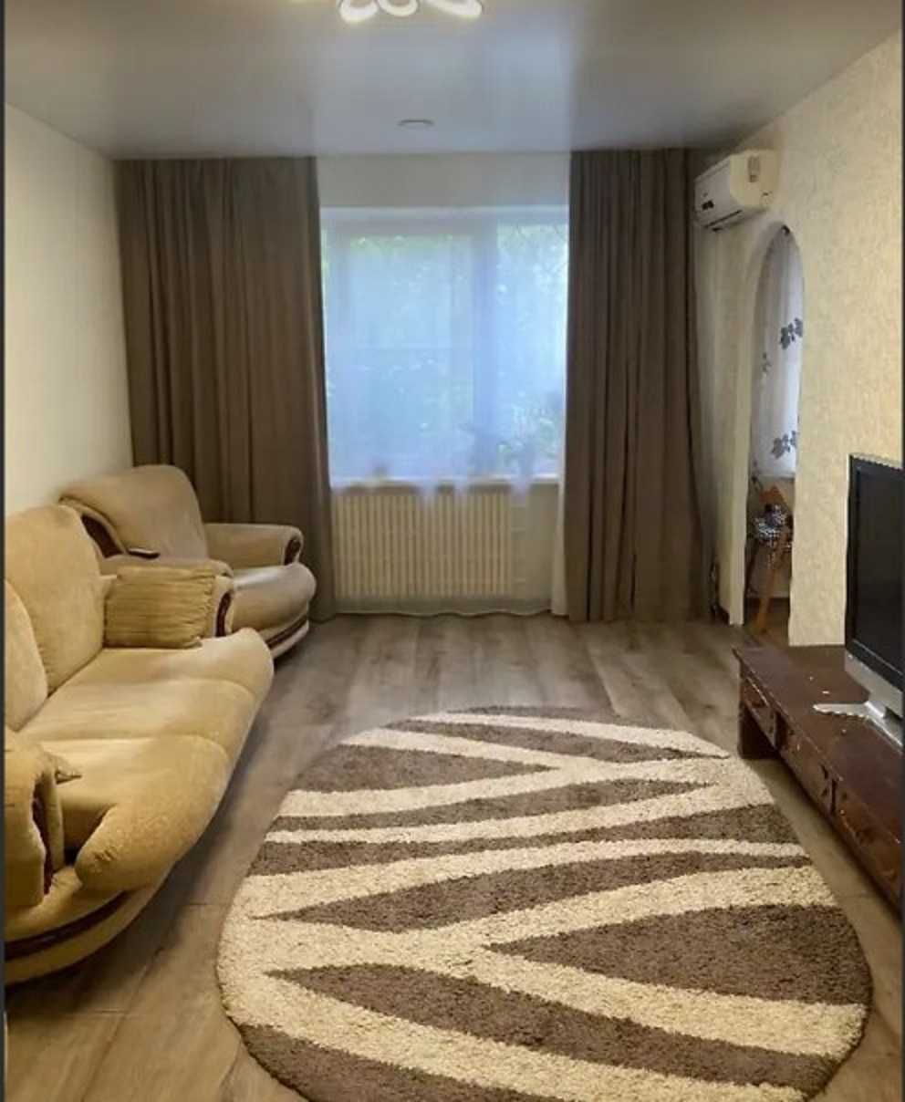 Продам трехкомнатную квартиру Алексеевка ремонт/мебель/техника OV