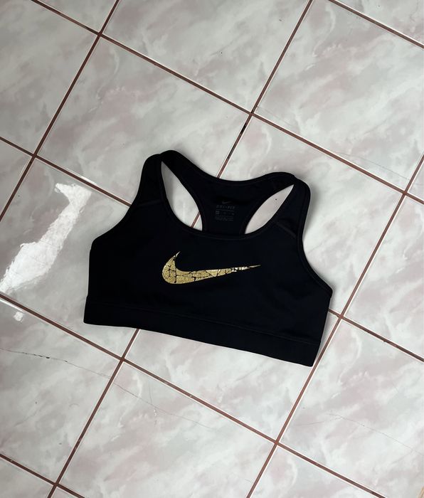 Спортивний топ Nike / Спортивный топ Nike