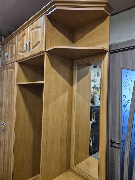 Продам шафу, в гарному стані.