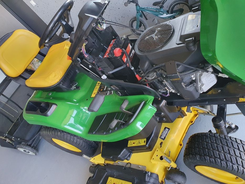 John deere x380,v2 Kawasaki 23HP x350 x540 + gratis zbieracz do trawy