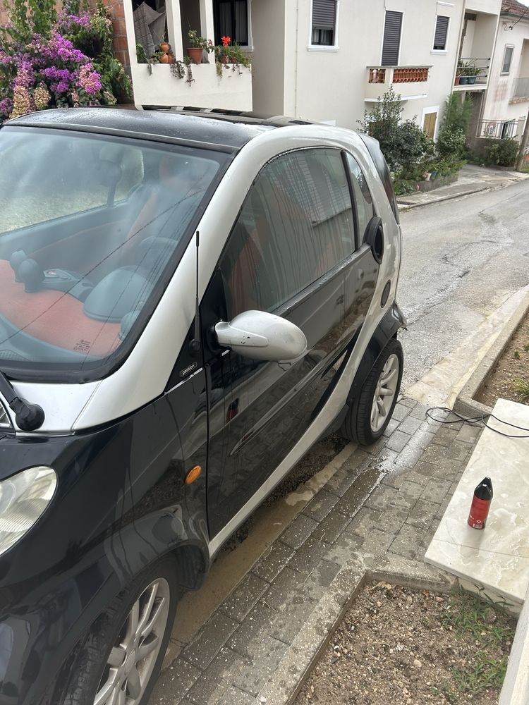Smart Fortwo  2005 Semi automatico Gasolina Pronto a andar Economico