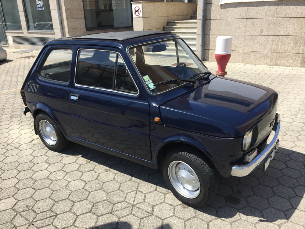 Fiat 126 com teto de abrir