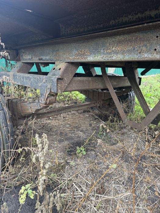 Причеп тракторний