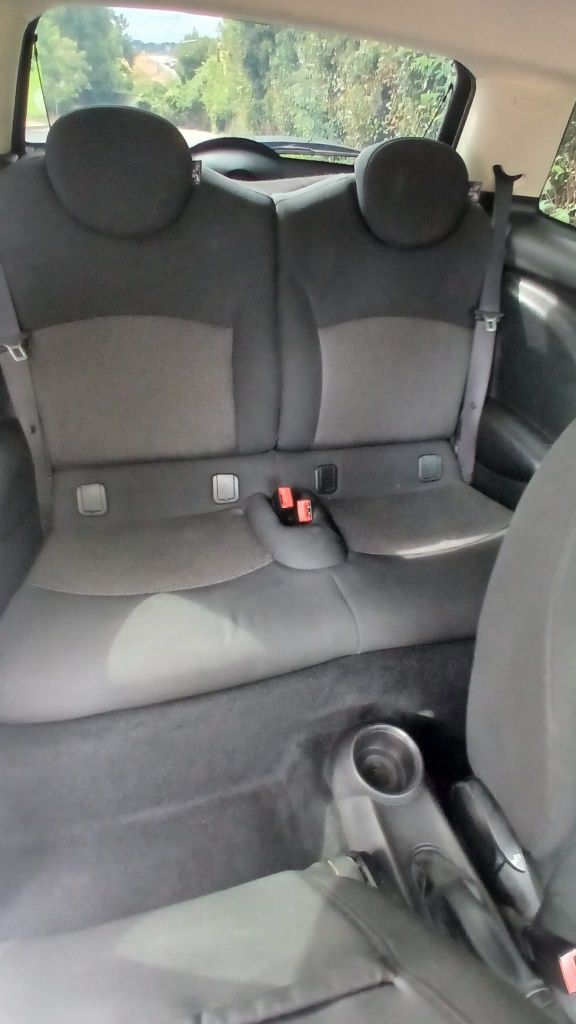 Mini D 121mil km