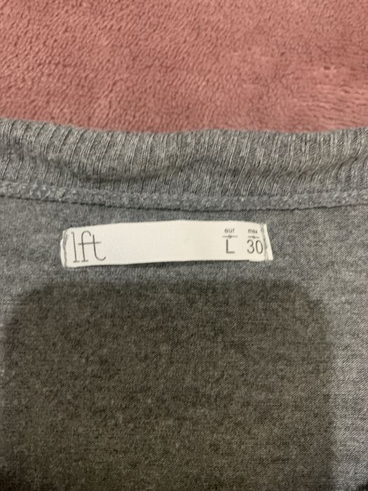 Camisola mulher básica cinza “Lefties” tamanho M com cotoveleiras