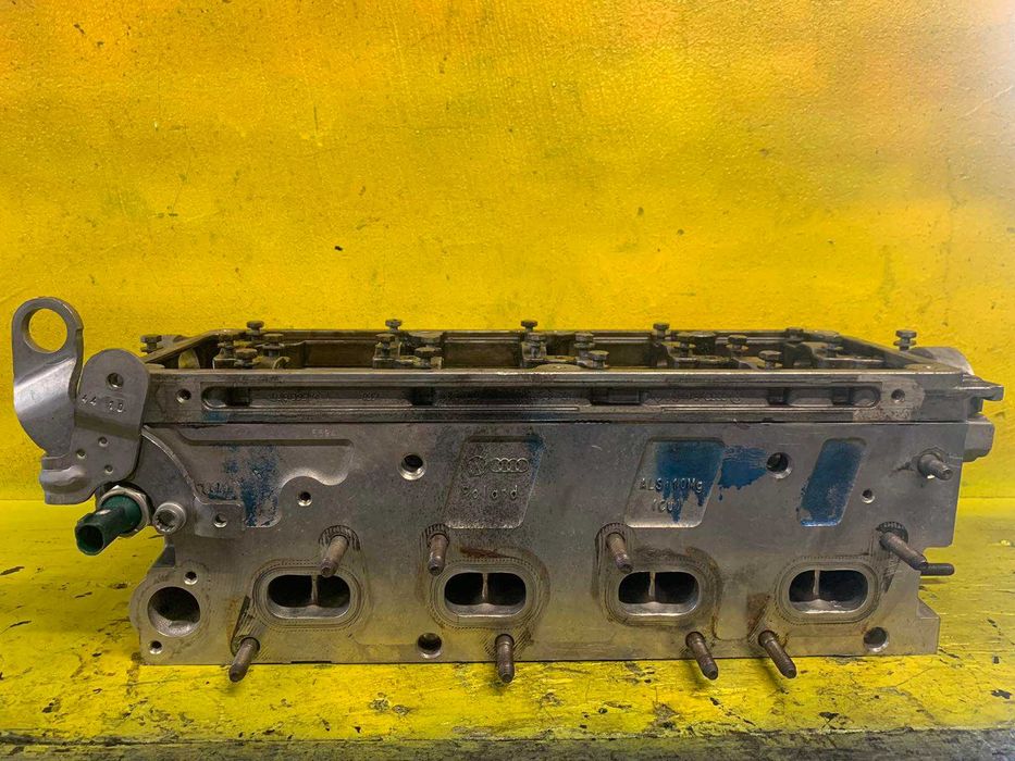 ГБЦ головка блока циліндрів VOLKSWAGEN TIGUAN  2.0 TDI 03l103286a