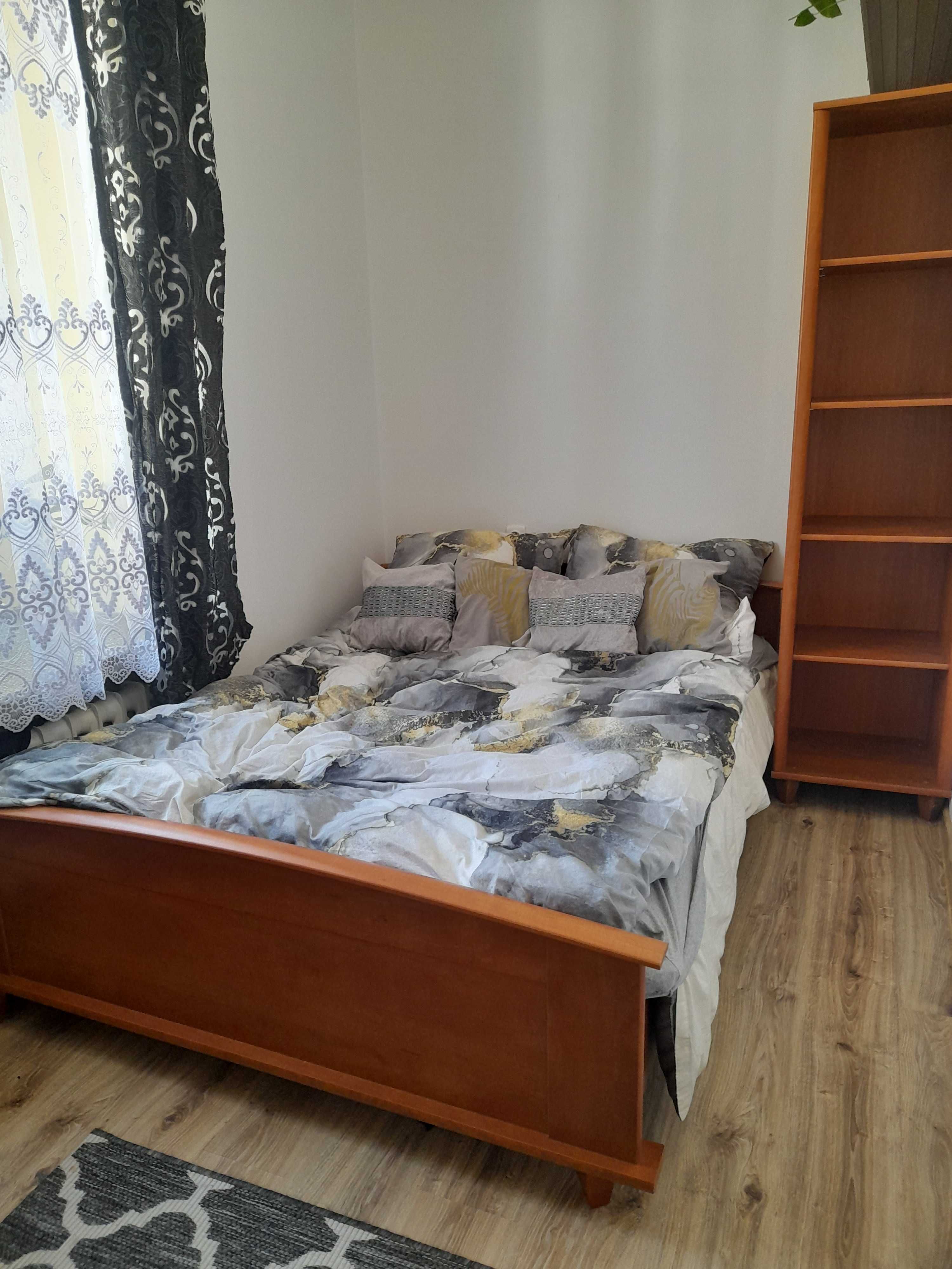 Komplet mebli do sypialni