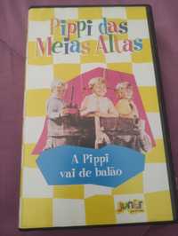 Filme VHS Pippi das Meias Altas
A pippi vai à feira popular 
Em óptim