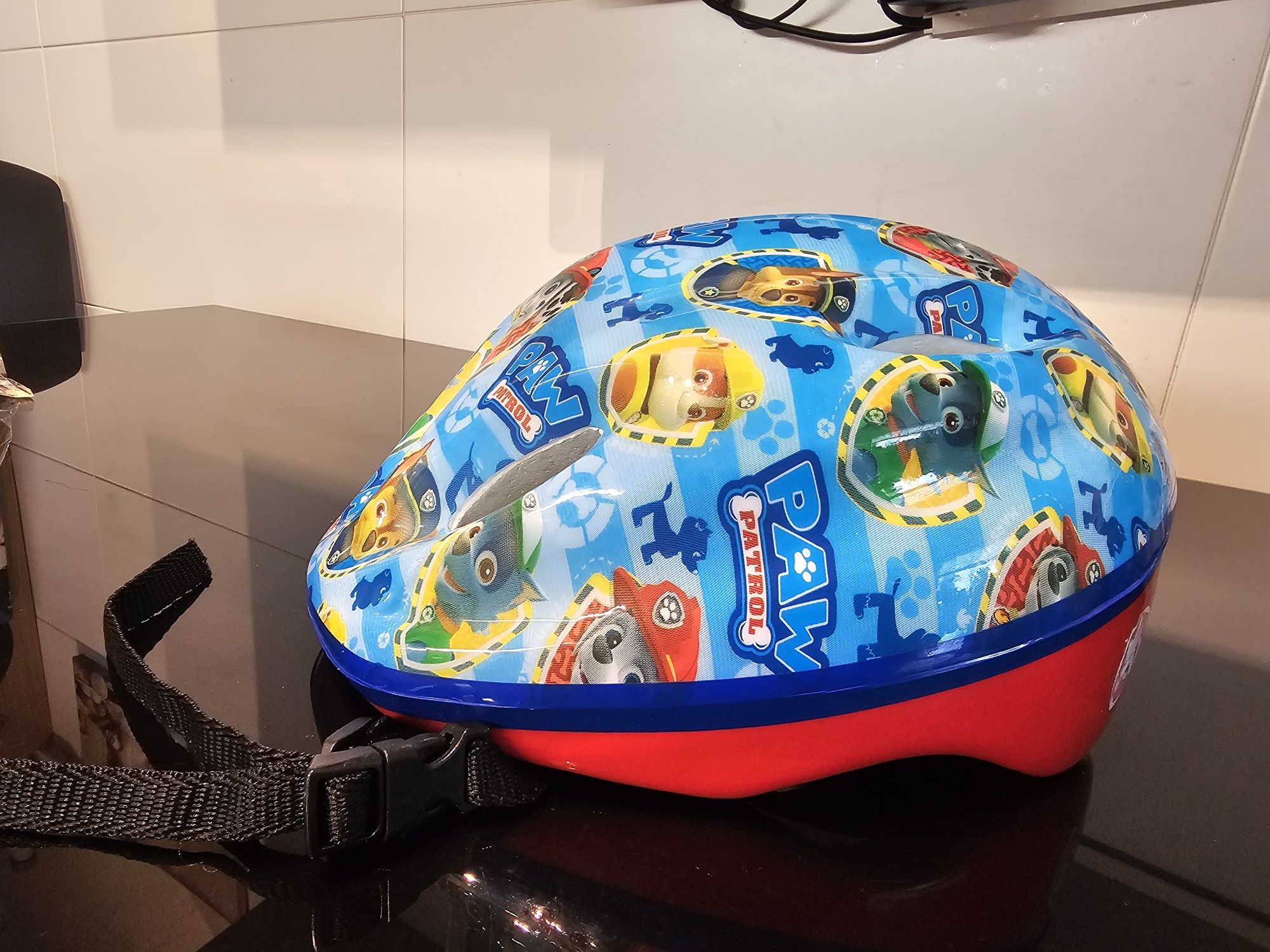 Capacete bicicleta da Patrulha Pata