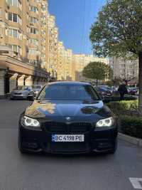 Продаж BMW 5  3.0 2014 року