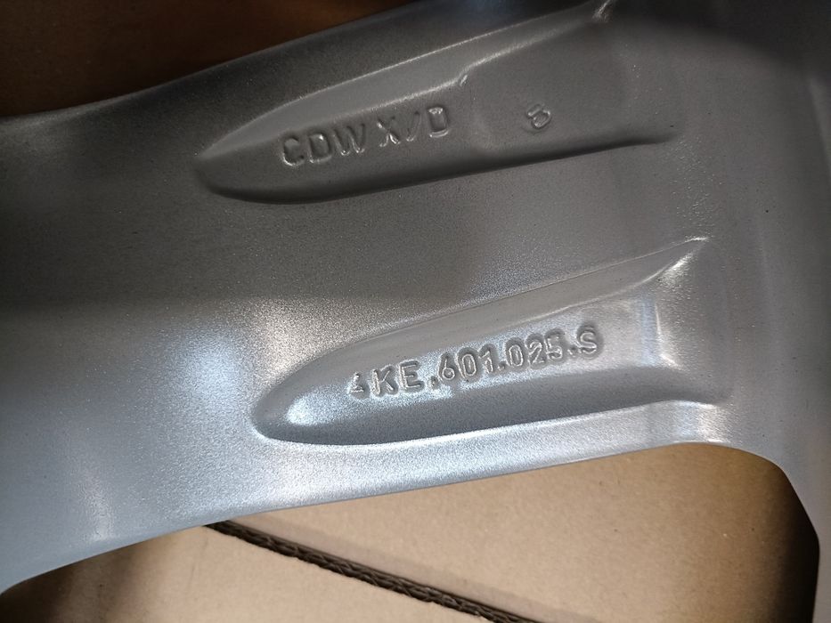 Alufelga Felga Audi E-Tron 20 cali 5x112. 4KE.601.025.S