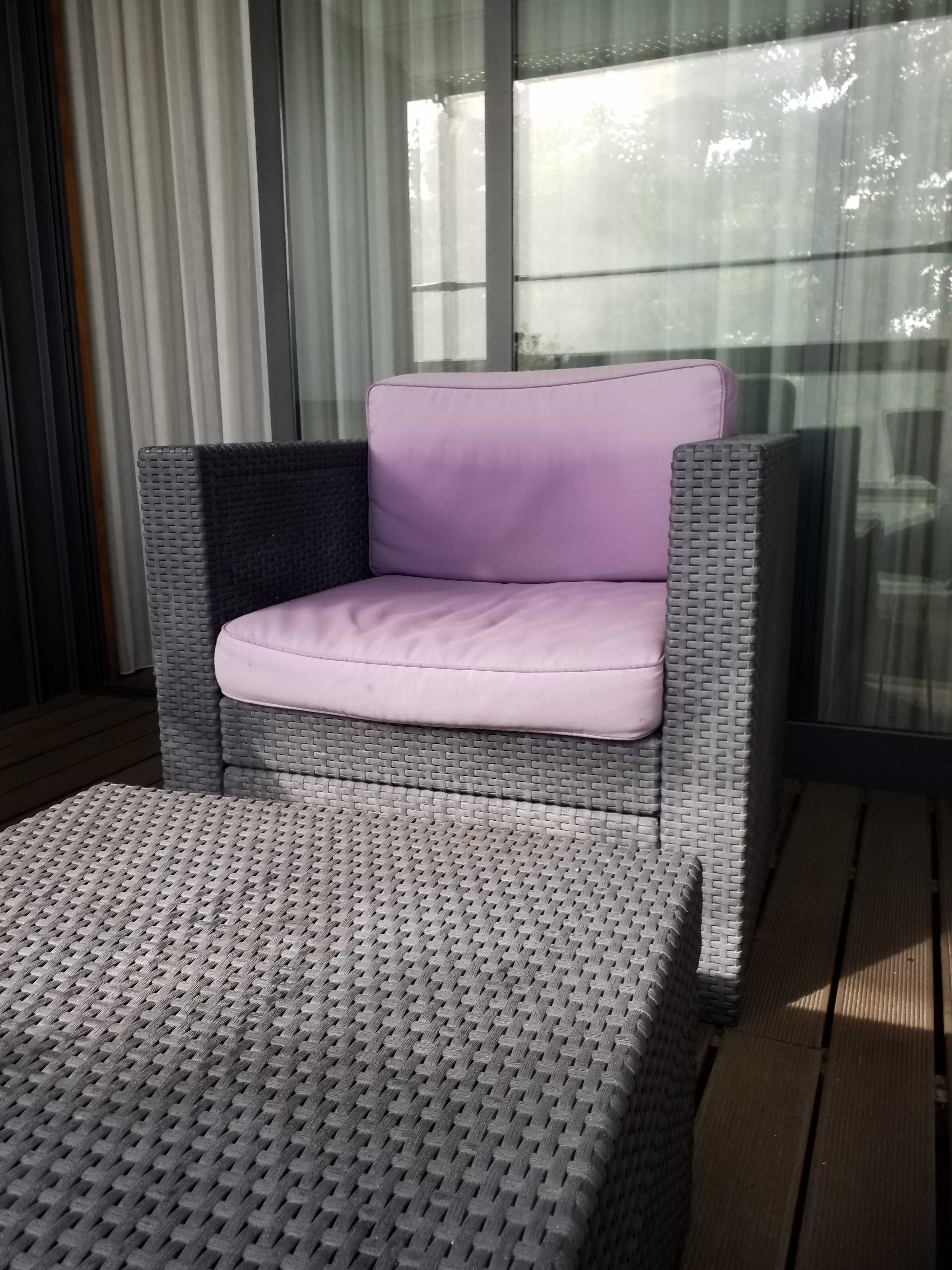 Conjunto jardim/varanda 2 sofás+mesa Keter - RESERVADO