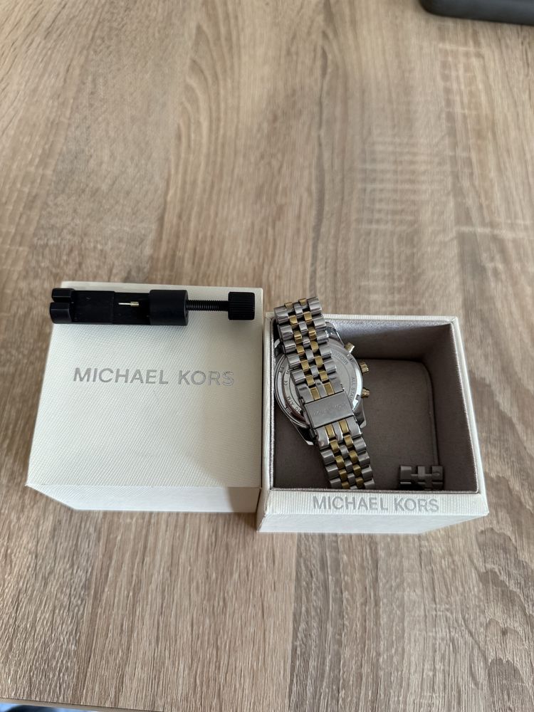 Продам годинник Michael Kors