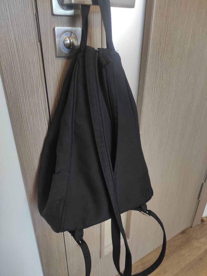 Рюкзак сумка чорна