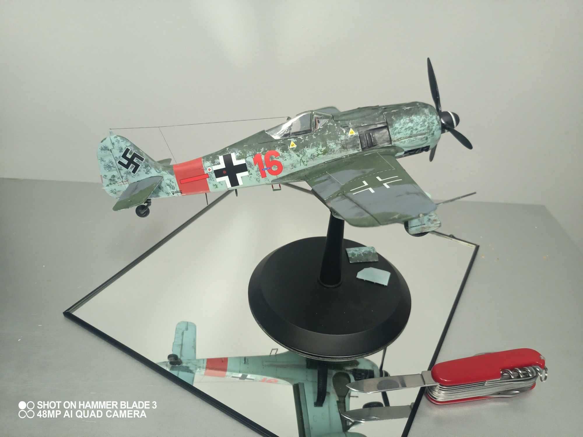 Model plastikowy Fw 190- A8 firmy Revel. Skala 1:32